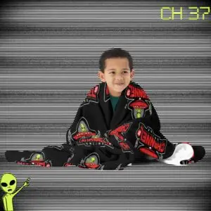 Channel 37 Online Throw Blanket
